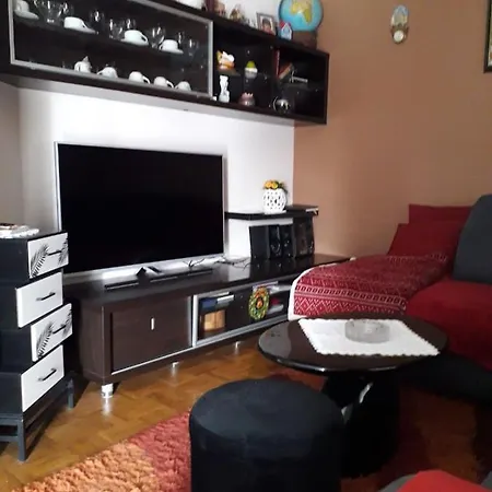 Apartman Holiday Kastel